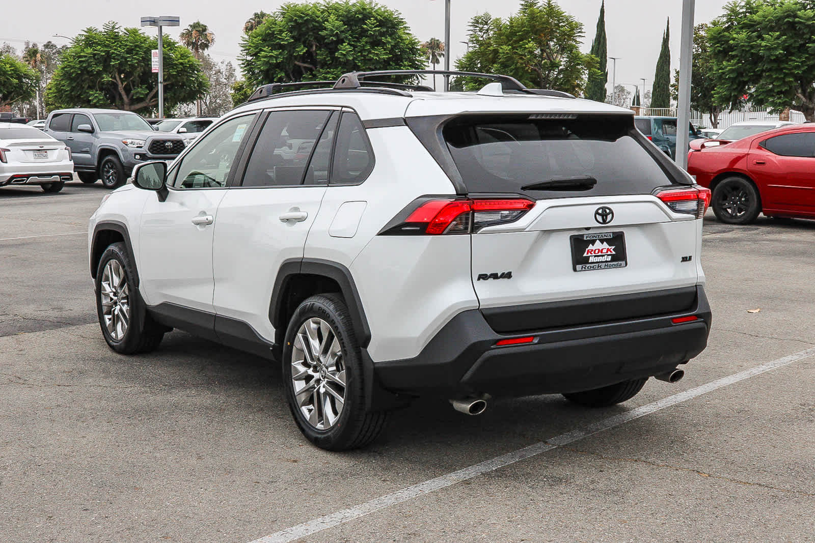 Thumbnail: 2023 Toyota RAV4 - 8