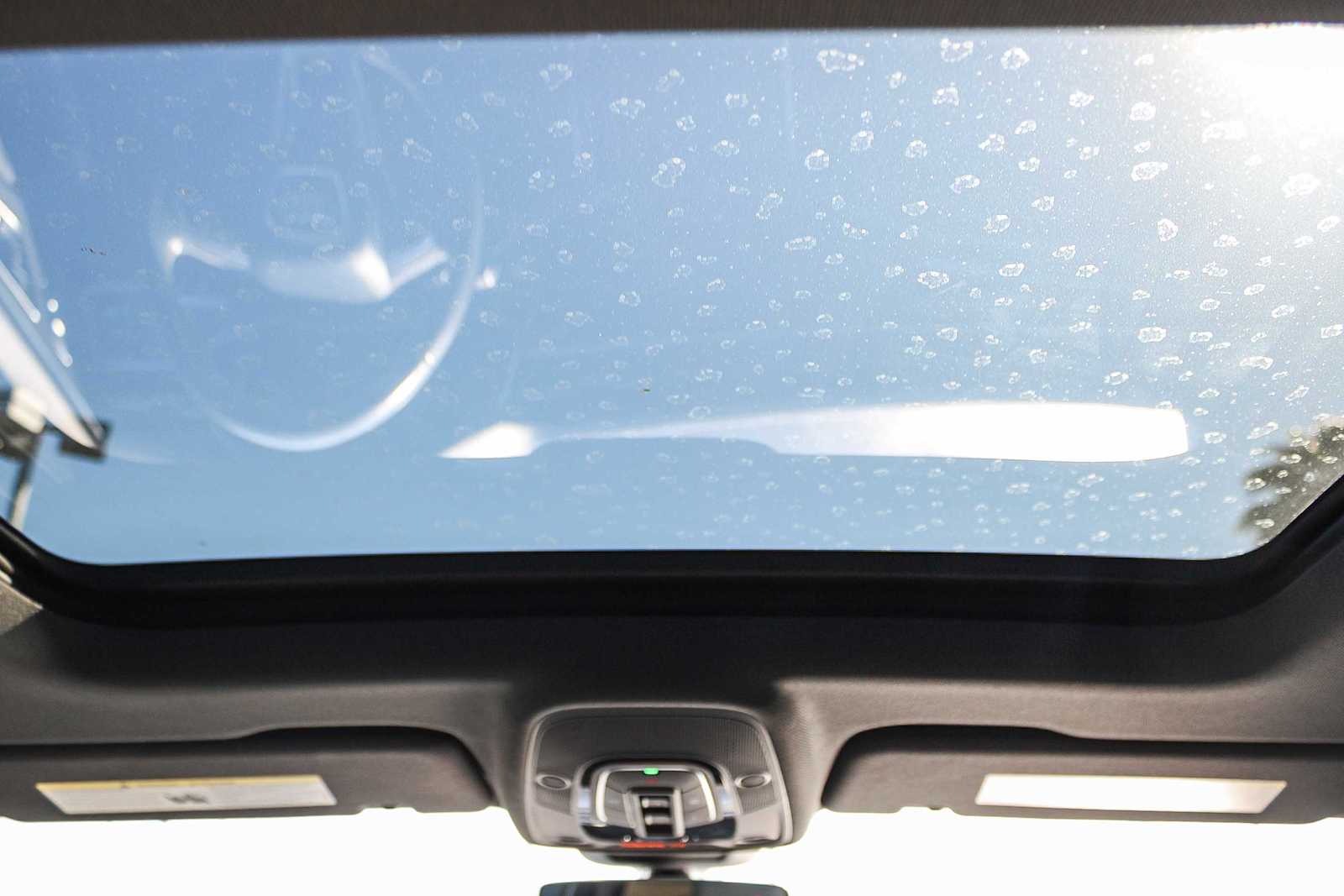 Thumbnail: 2021 Audi SQ8 - 12