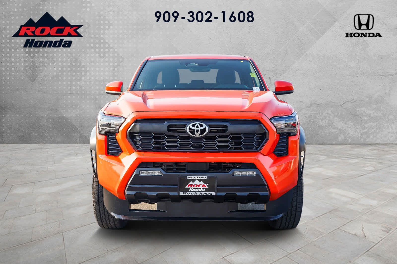 2024 Toyota Tacoma TRD photo 2