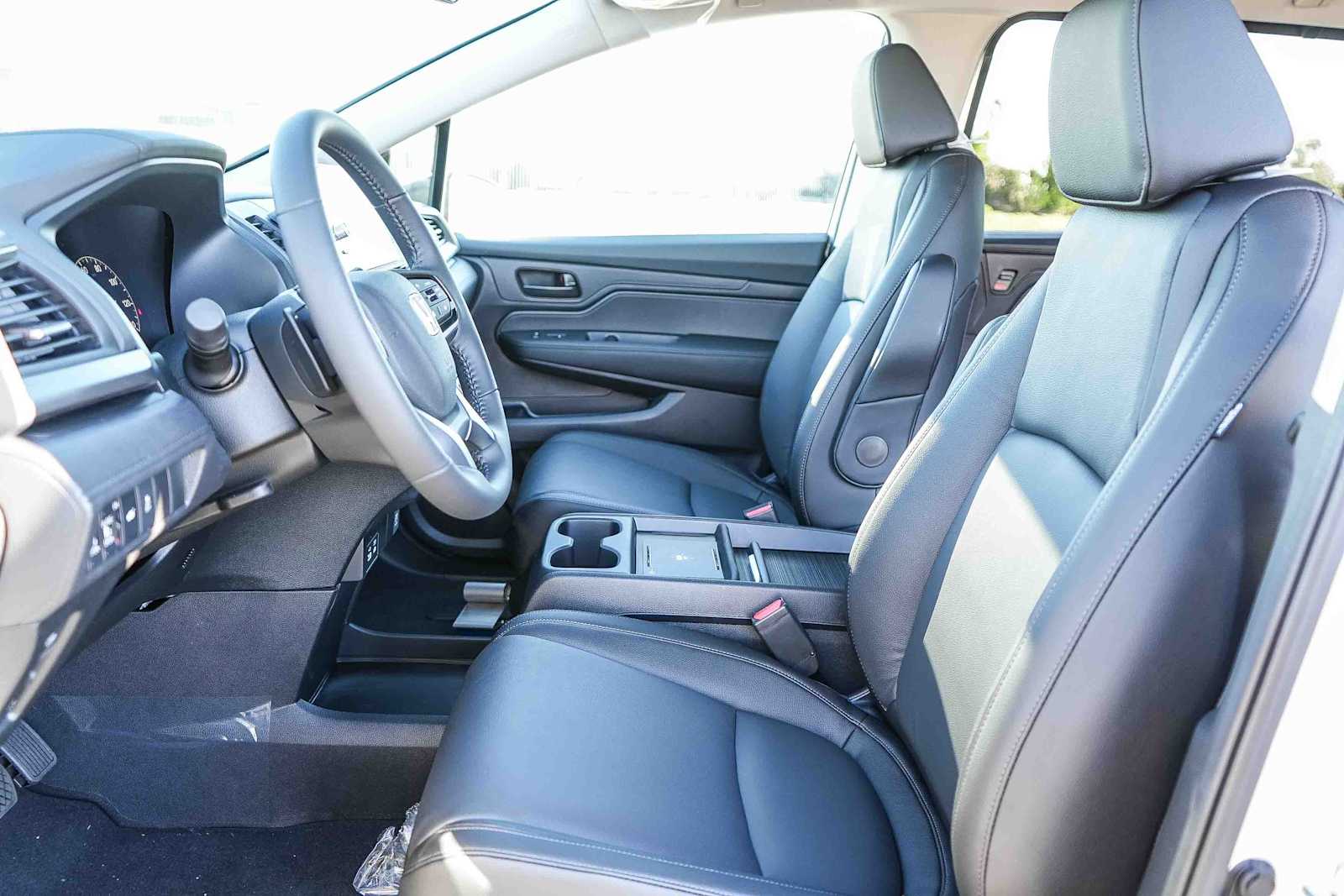 Thumbnail: 2026 Honda Odyssey - 20