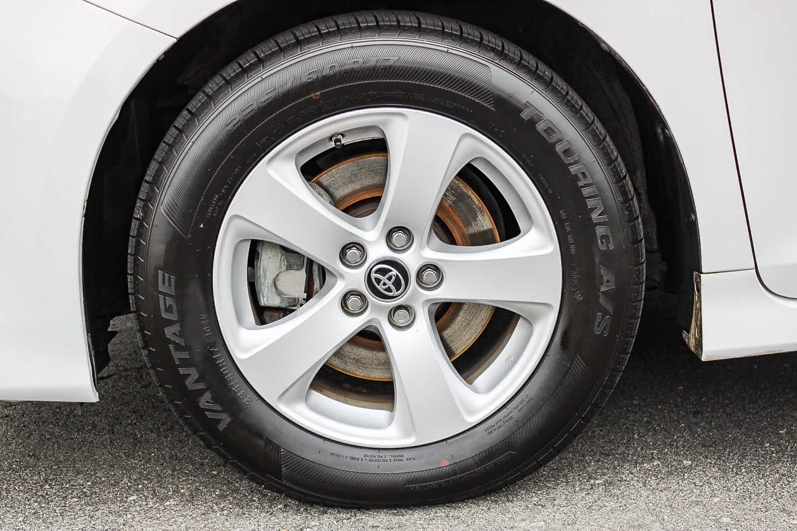 Thumbnail: 2020 Toyota Sienna - 9