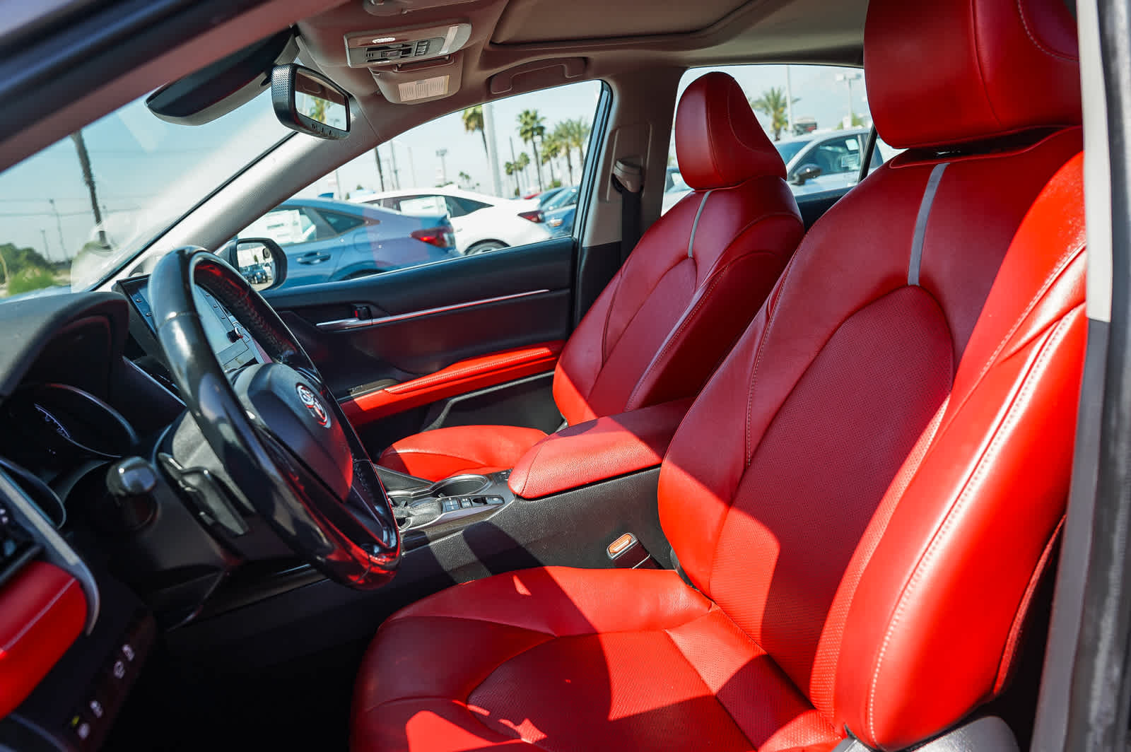 Thumbnail: 2021 Toyota Camry - 18