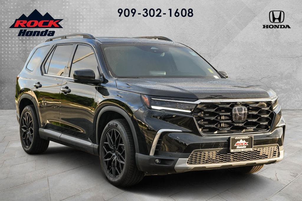 Used 2025 Honda Pilot Elite SUV