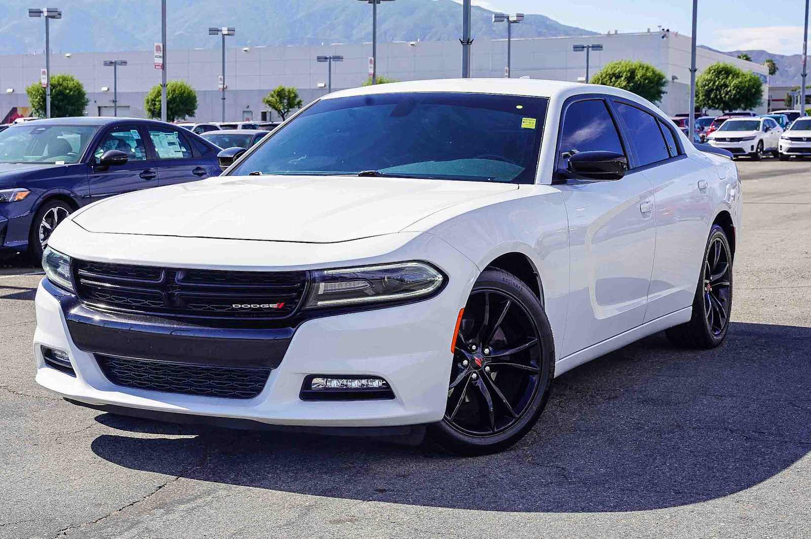 2018 Dodge Charger SXT -
                  Fontana, CA