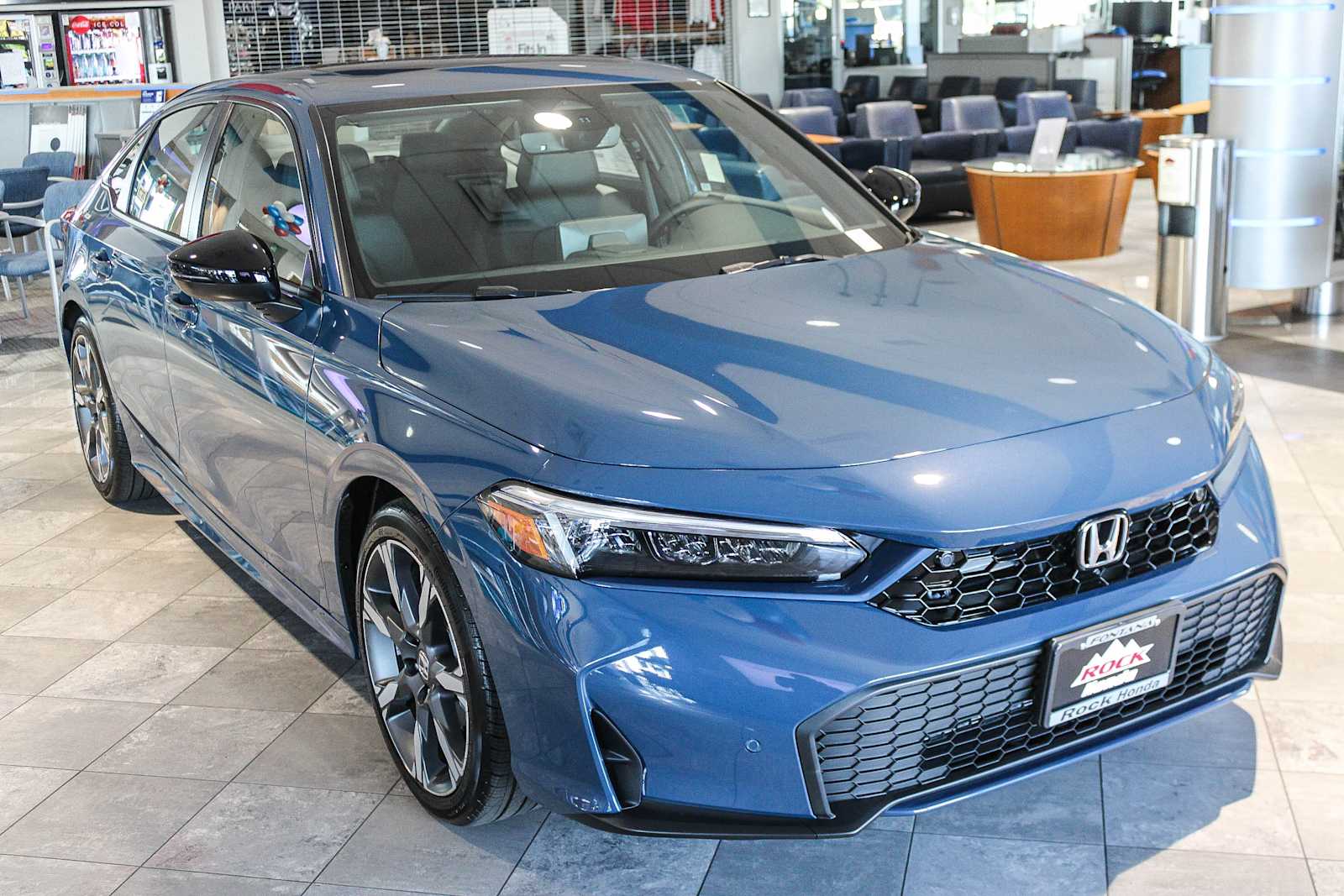 2025 Honda Civic Hybrid Sport Touring photo 3