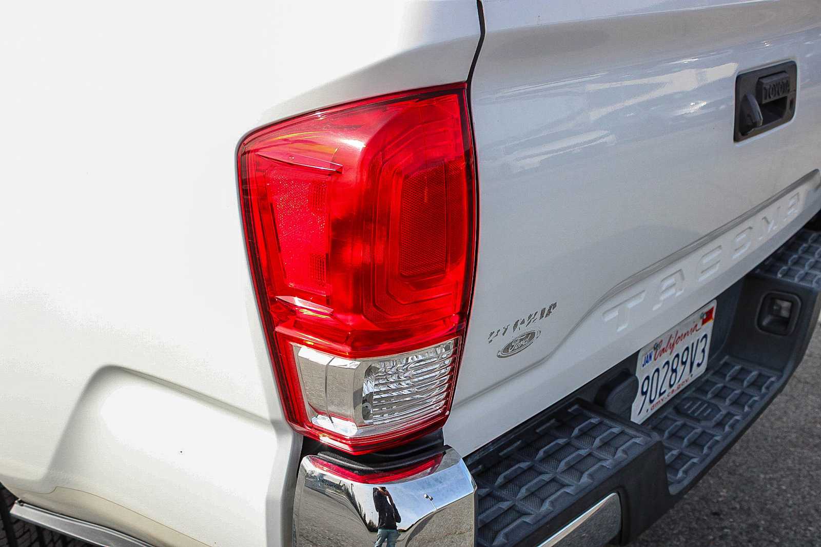 Thumbnail: 2017 Toyota Tacoma - 7