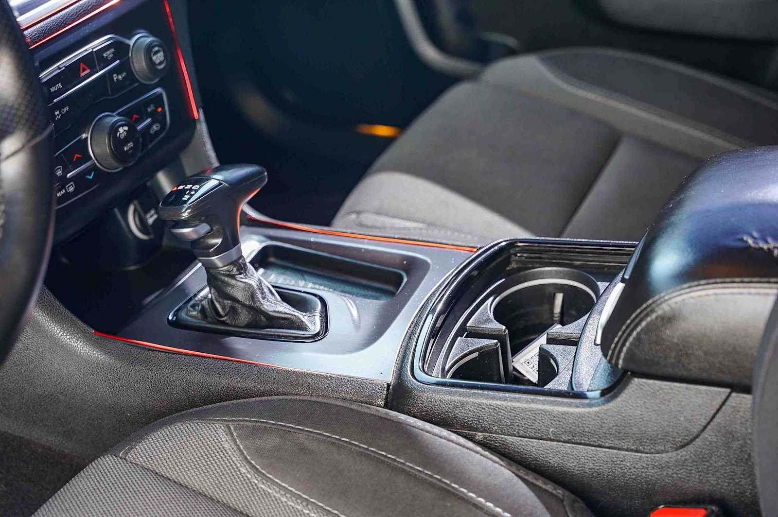 Thumbnail: 2018 Dodge Charger - 19
