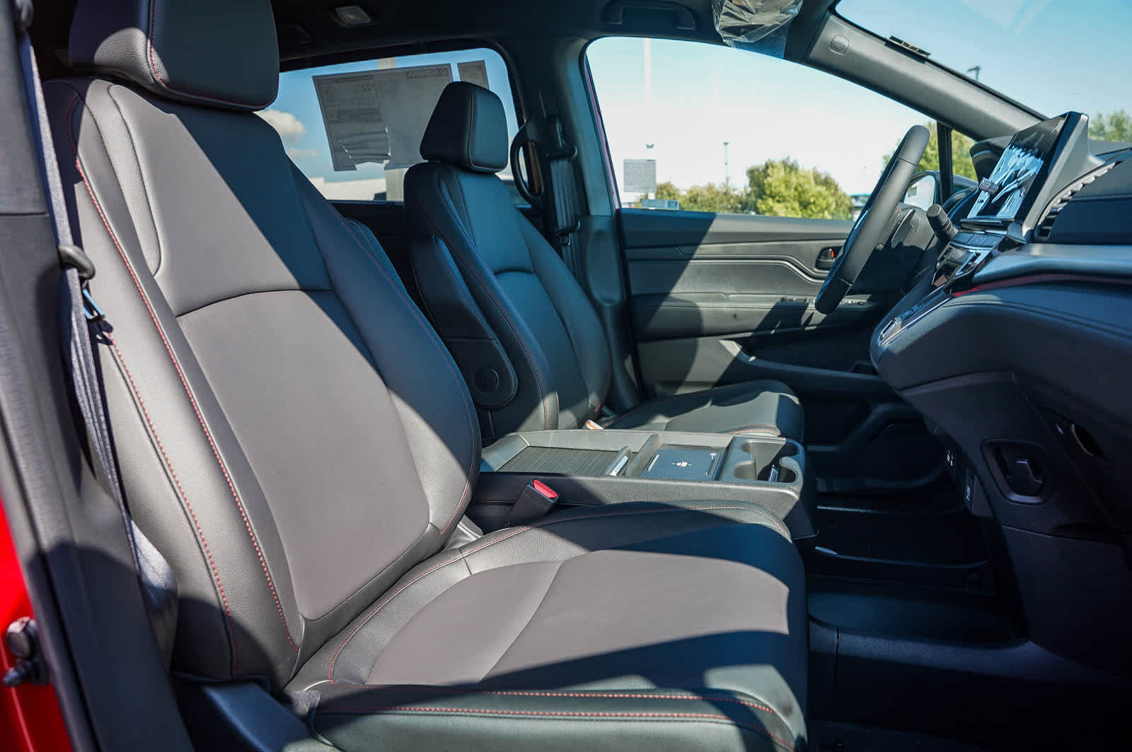 Thumbnail: 2026 Honda Odyssey - 17