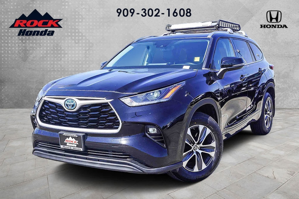 Used 2021 Toyota Highlander Hybrid XLE SUV