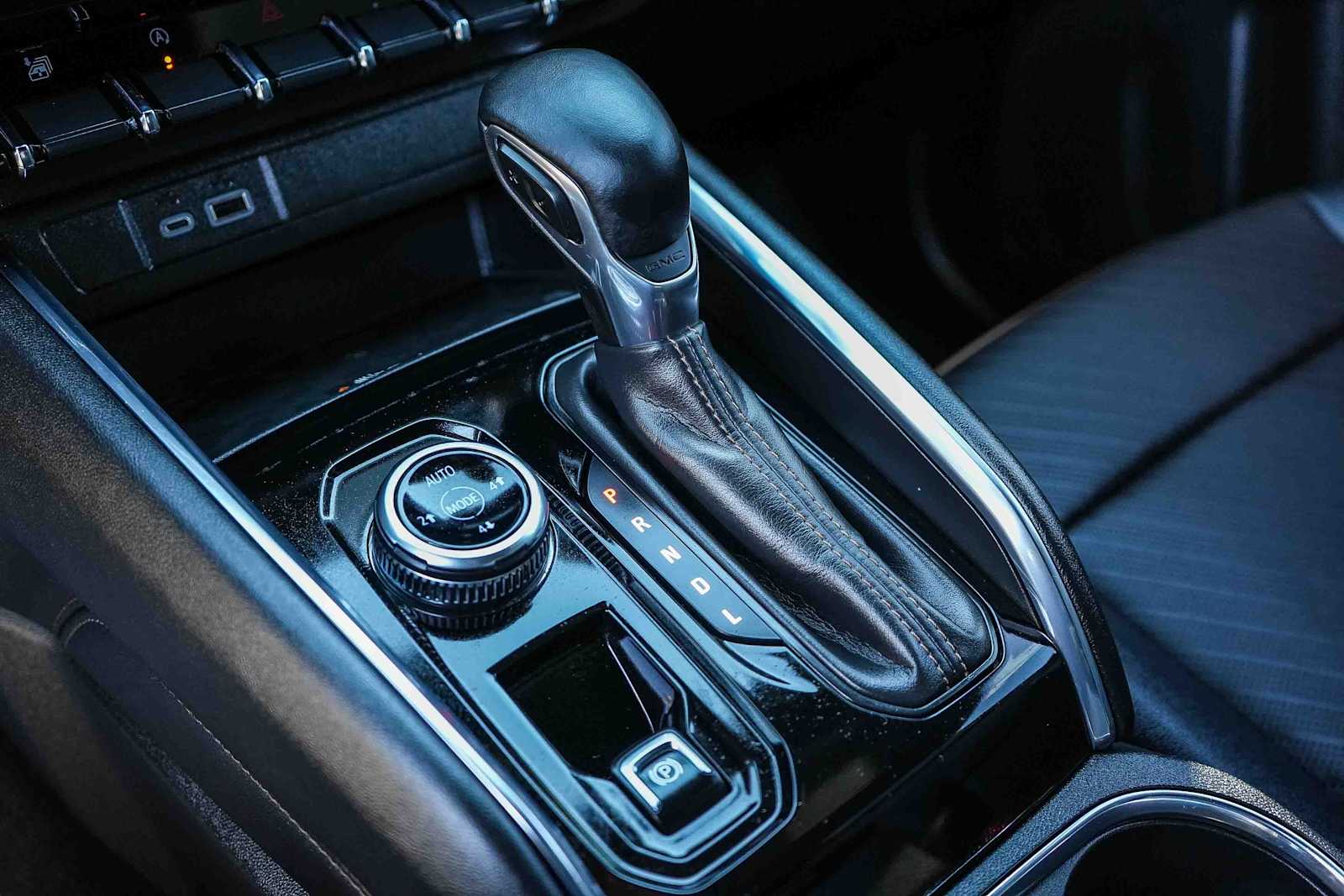 Thumbnail: 2023 GMC Canyon - 19