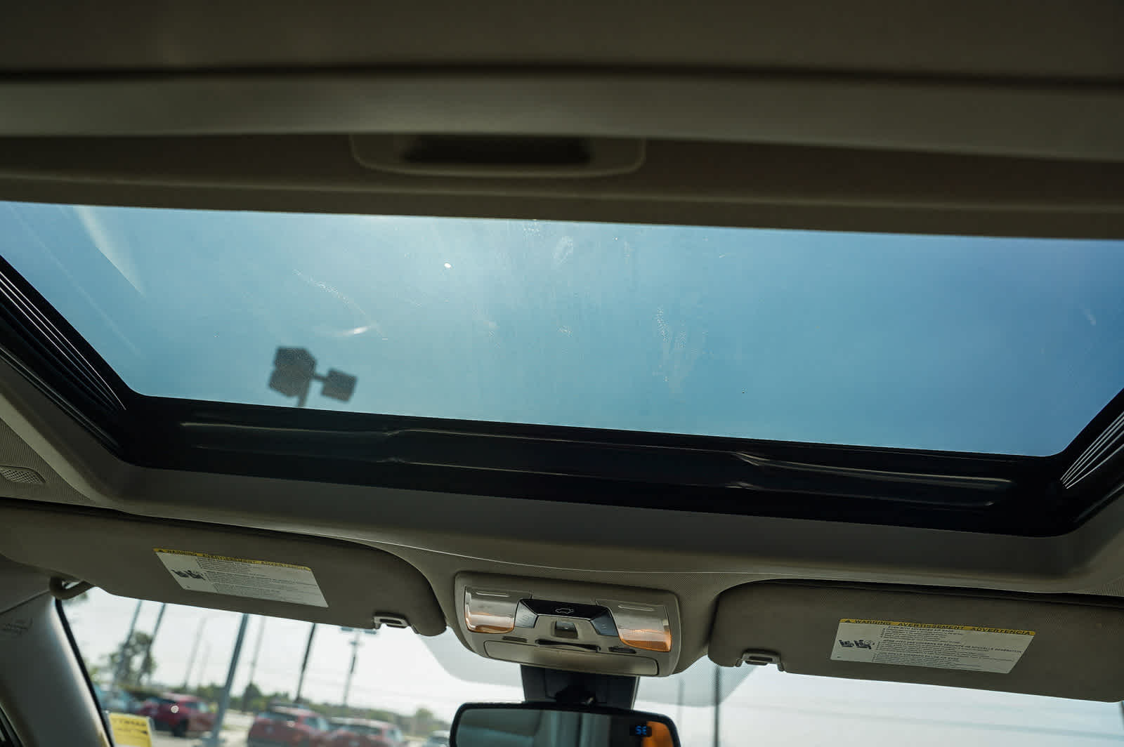 Thumbnail: 2019 Toyota Sienna - 16