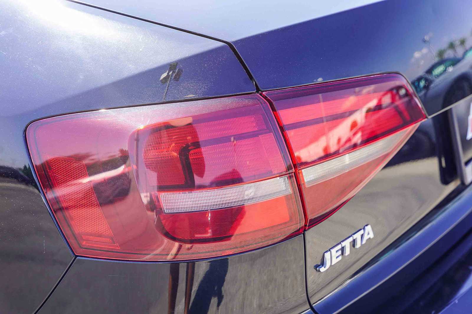 Thumbnail: 2017 Volkswagen Jetta - 7