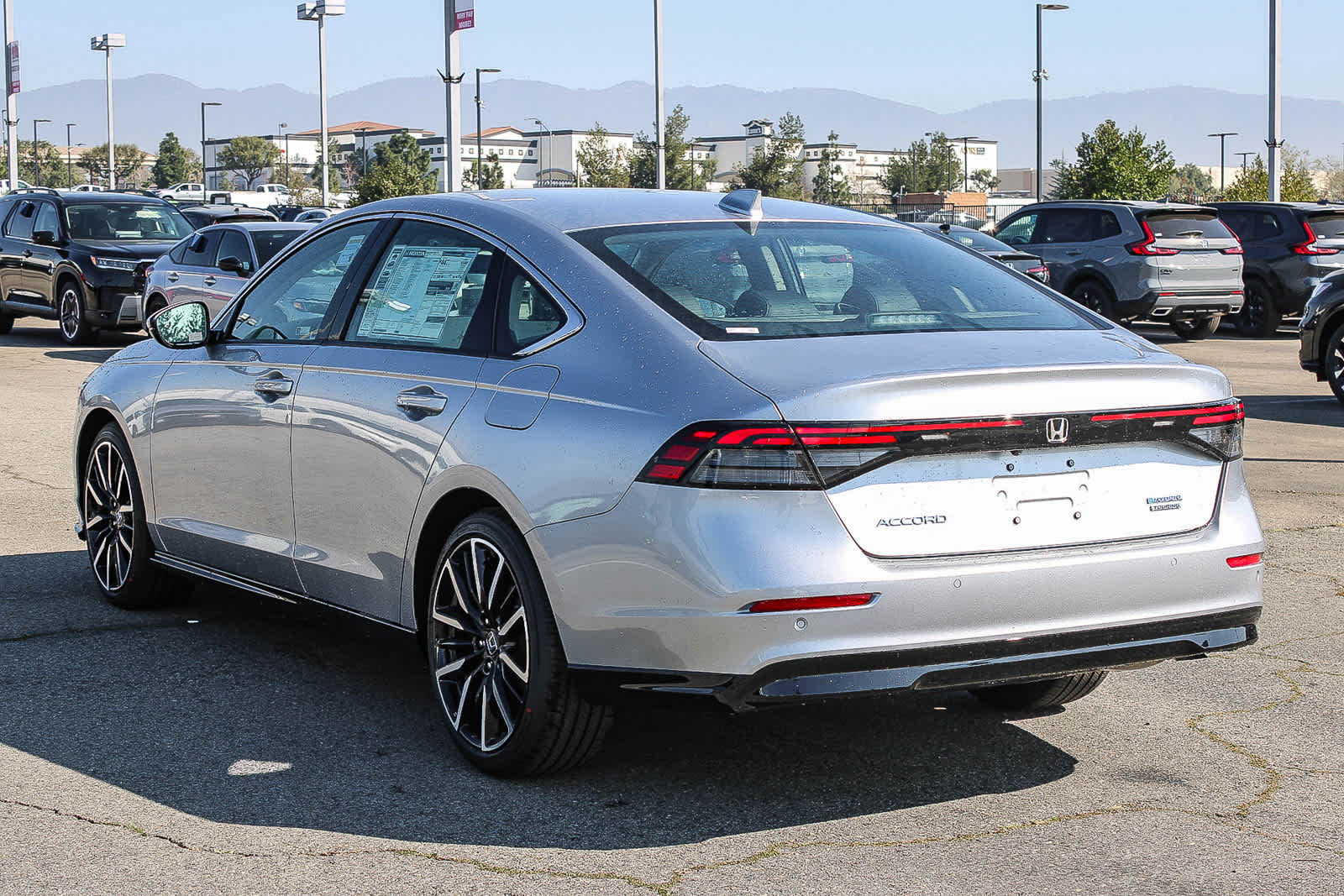 2026 Honda Accord Hybrid Touring - Photo 6