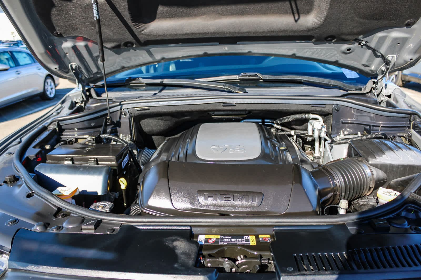 Thumbnail: 2023 Dodge Durango - 32