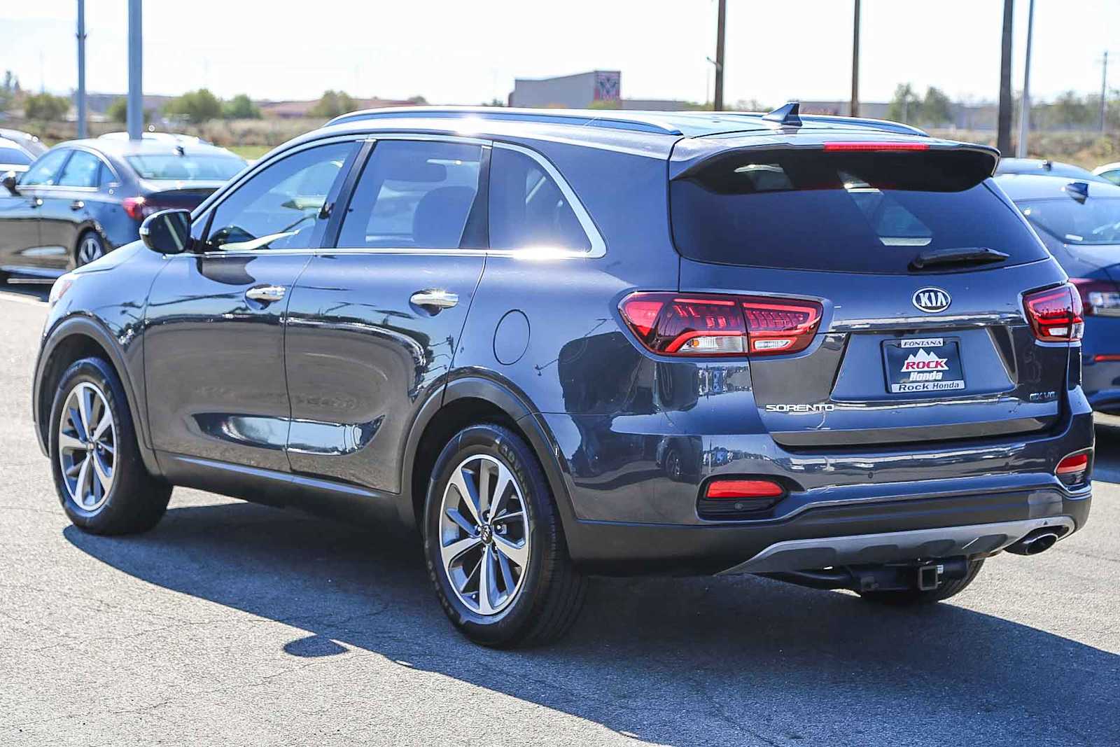 Thumbnail: 2019 Kia Sorento - 8