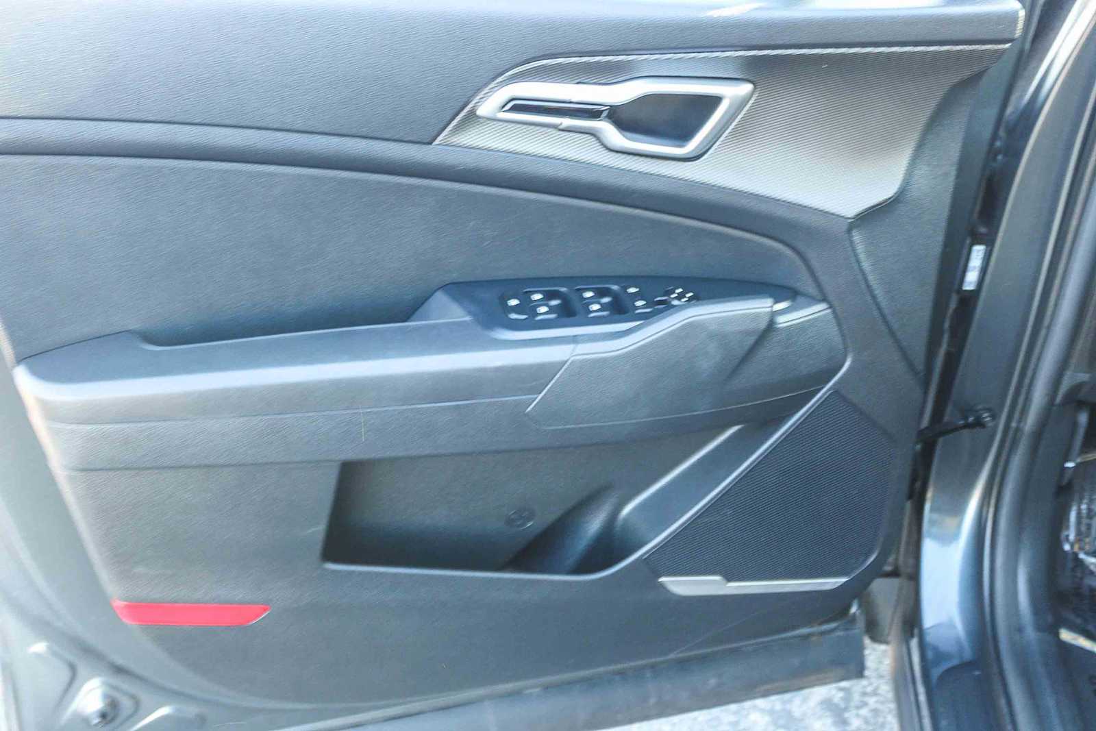 Thumbnail: 2024 Kia Sportage - 13