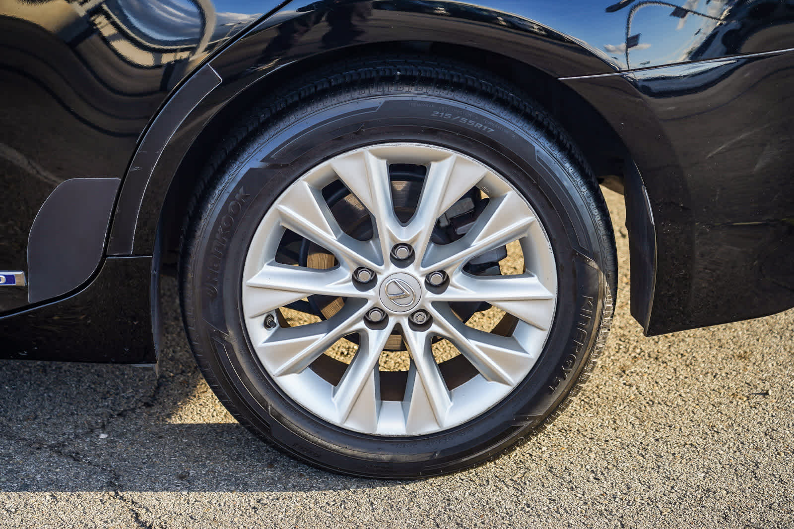 Thumbnail: 2013 Lexus ES - 11