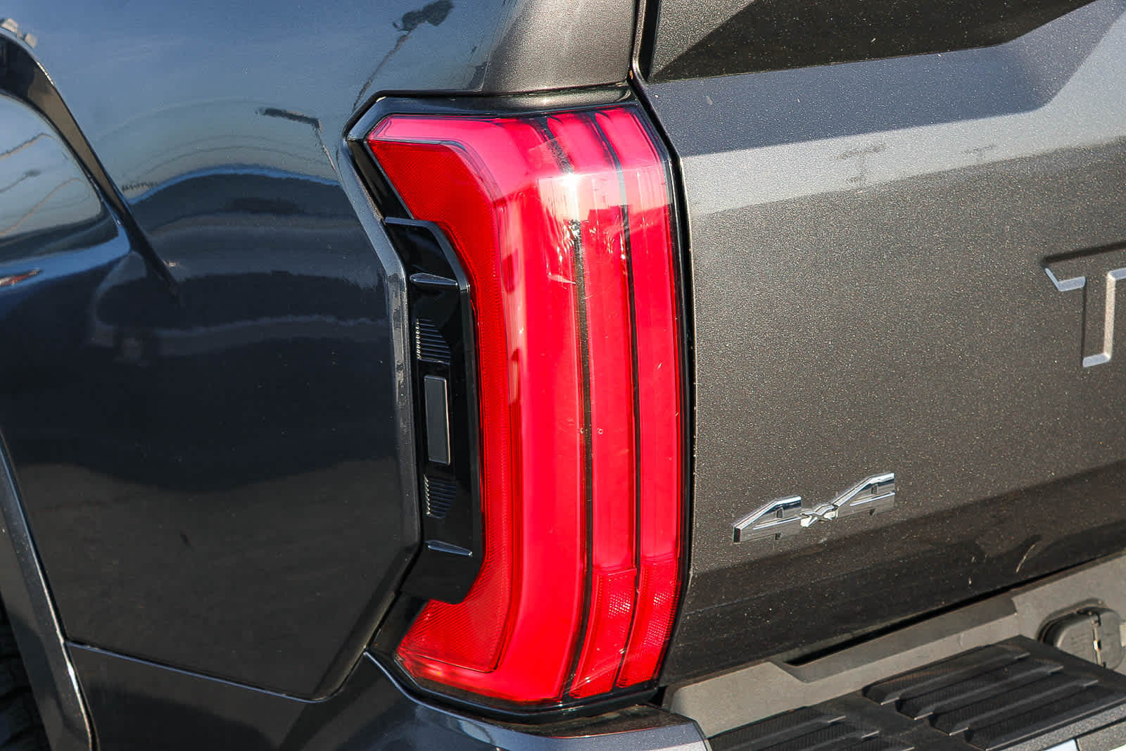 2024 Toyota Tundra Limited photo 6