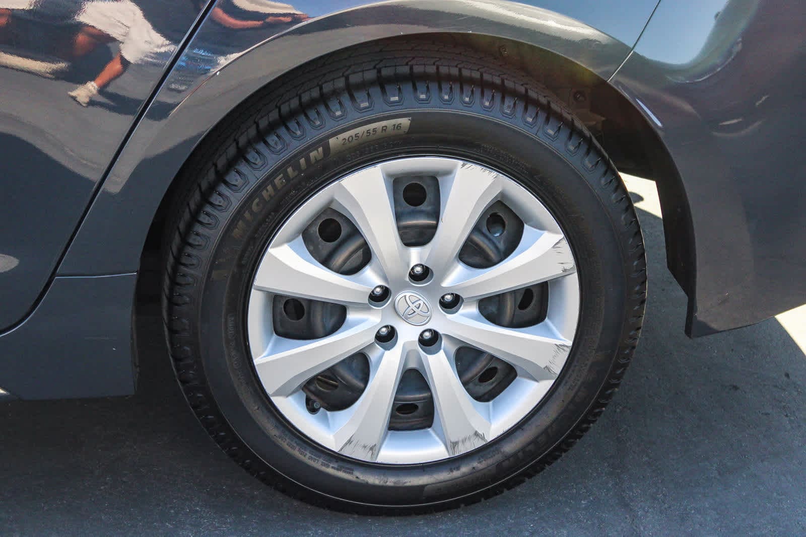 Thumbnail: 2023 Toyota Corolla - 8