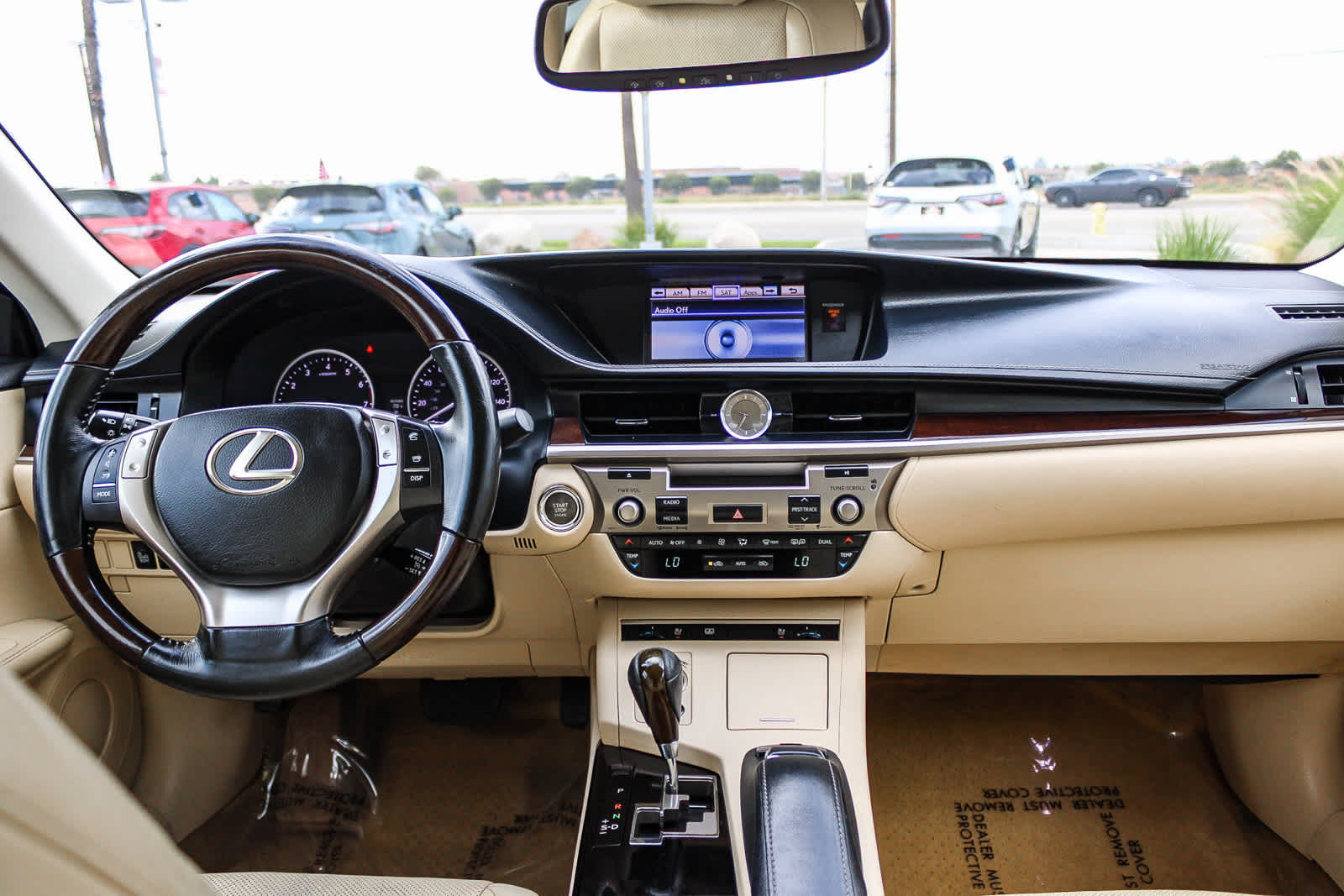 Thumbnail: 2014 Lexus ES - 12