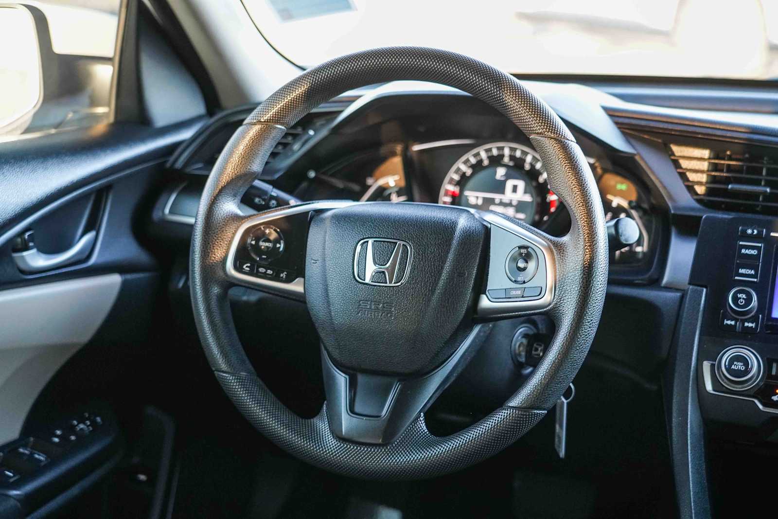 Thumbnail: 2016 Honda Civic - 15