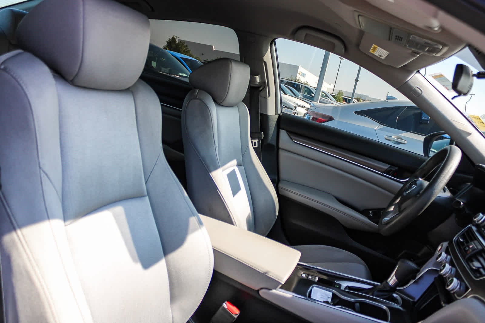 Thumbnail: 2019 Honda Accord - 16