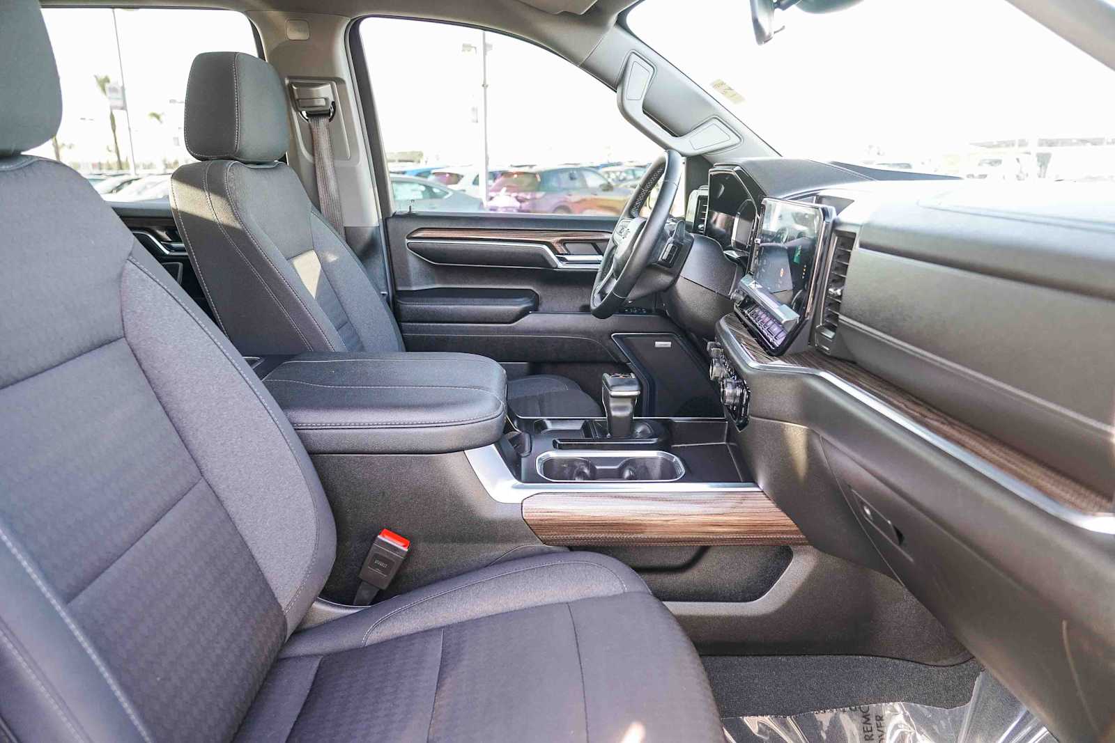 Thumbnail: 2024 Chevrolet Silverado 1500 - 16