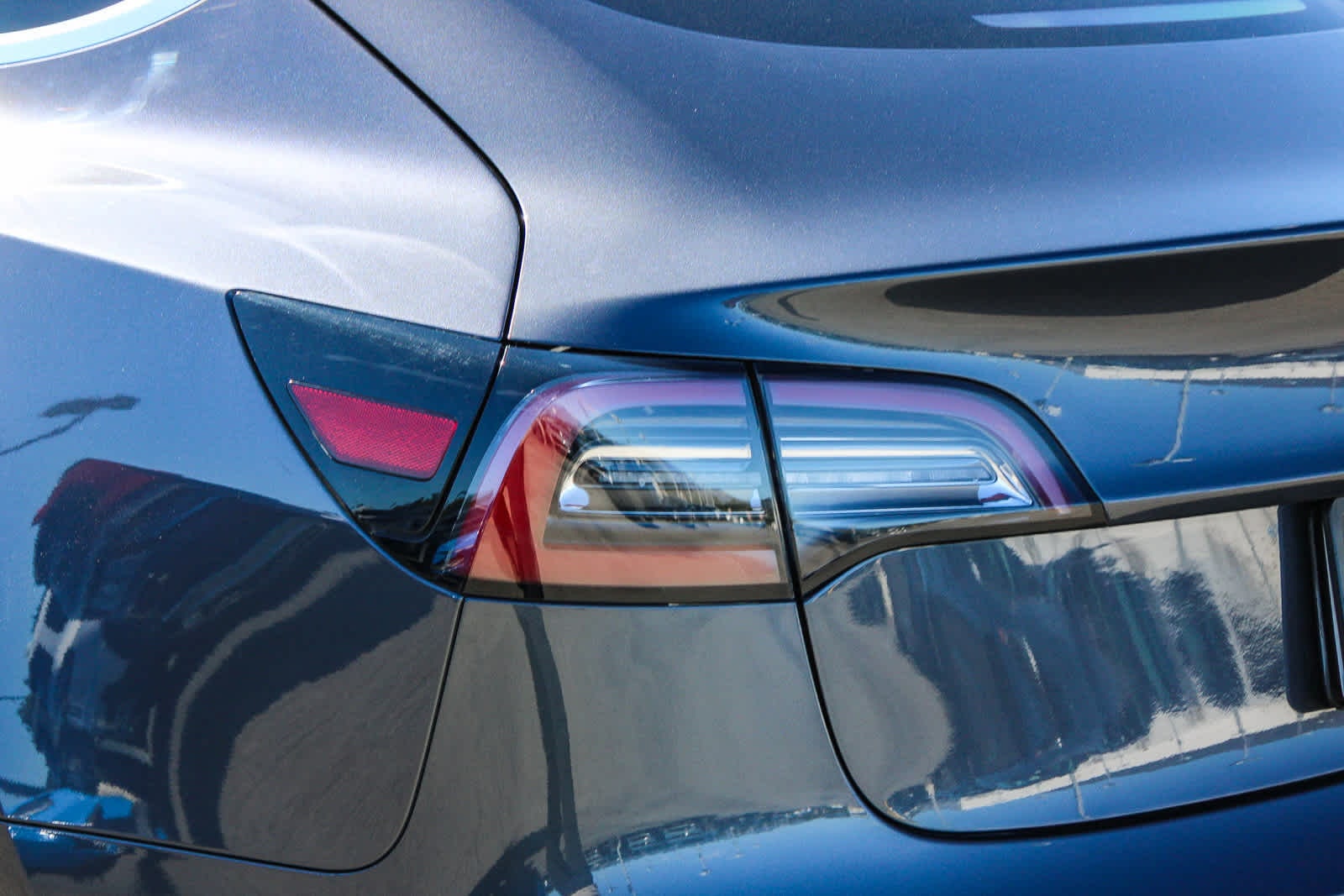 Thumbnail: 2018 Tesla Model 3 - 7