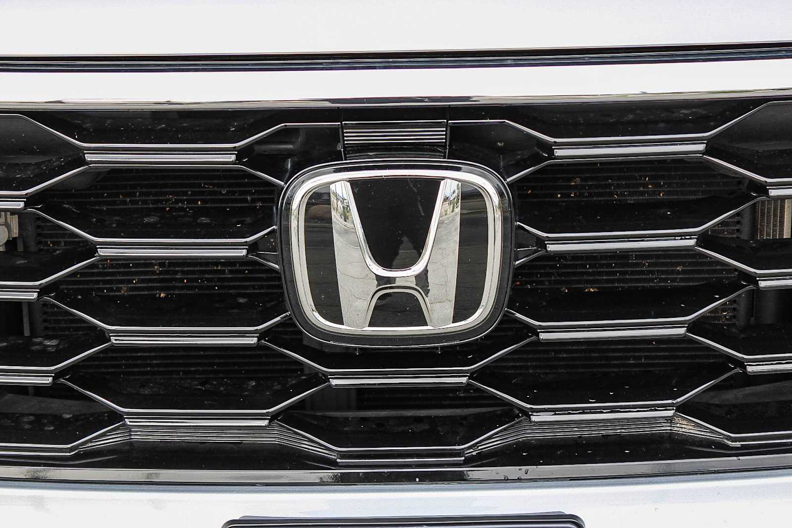 Thumbnail: 2025 Honda Pilot - 11