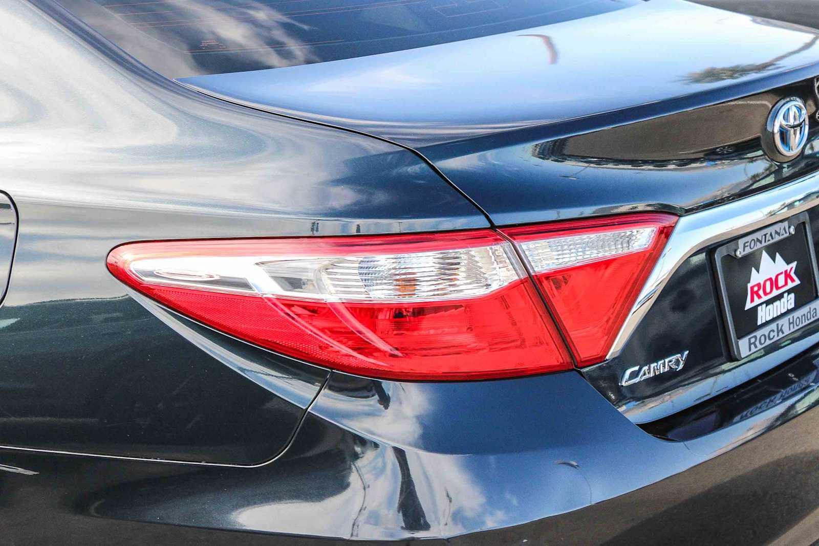 Thumbnail: 2015 Toyota Camry - 7