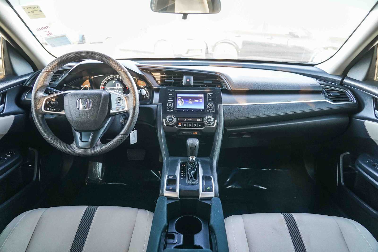 Thumbnail: 2016 Honda Civic - 12