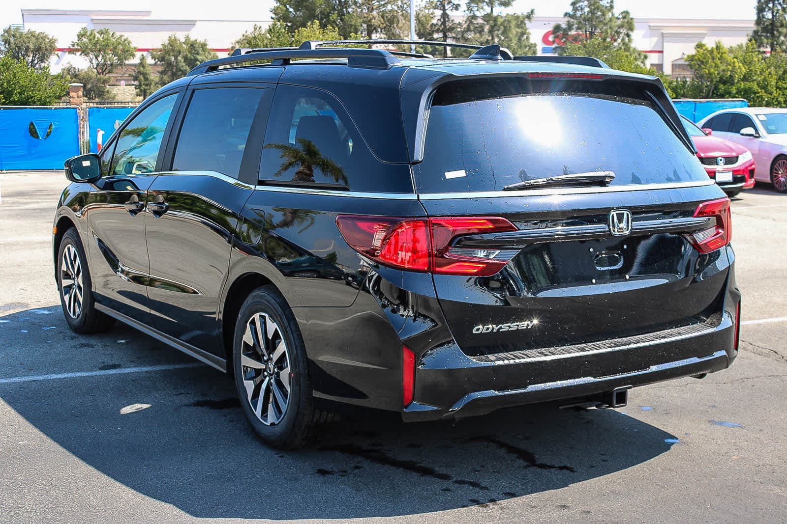 Thumbnail: 2026 Honda Odyssey - 8