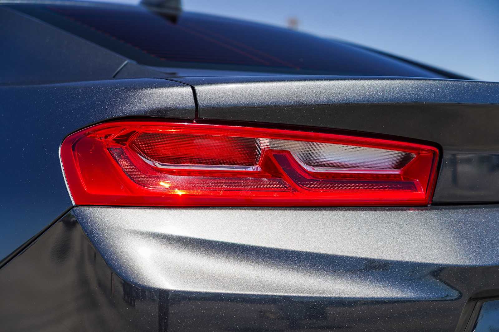 Thumbnail: 2018 Chevrolet Camaro - 9