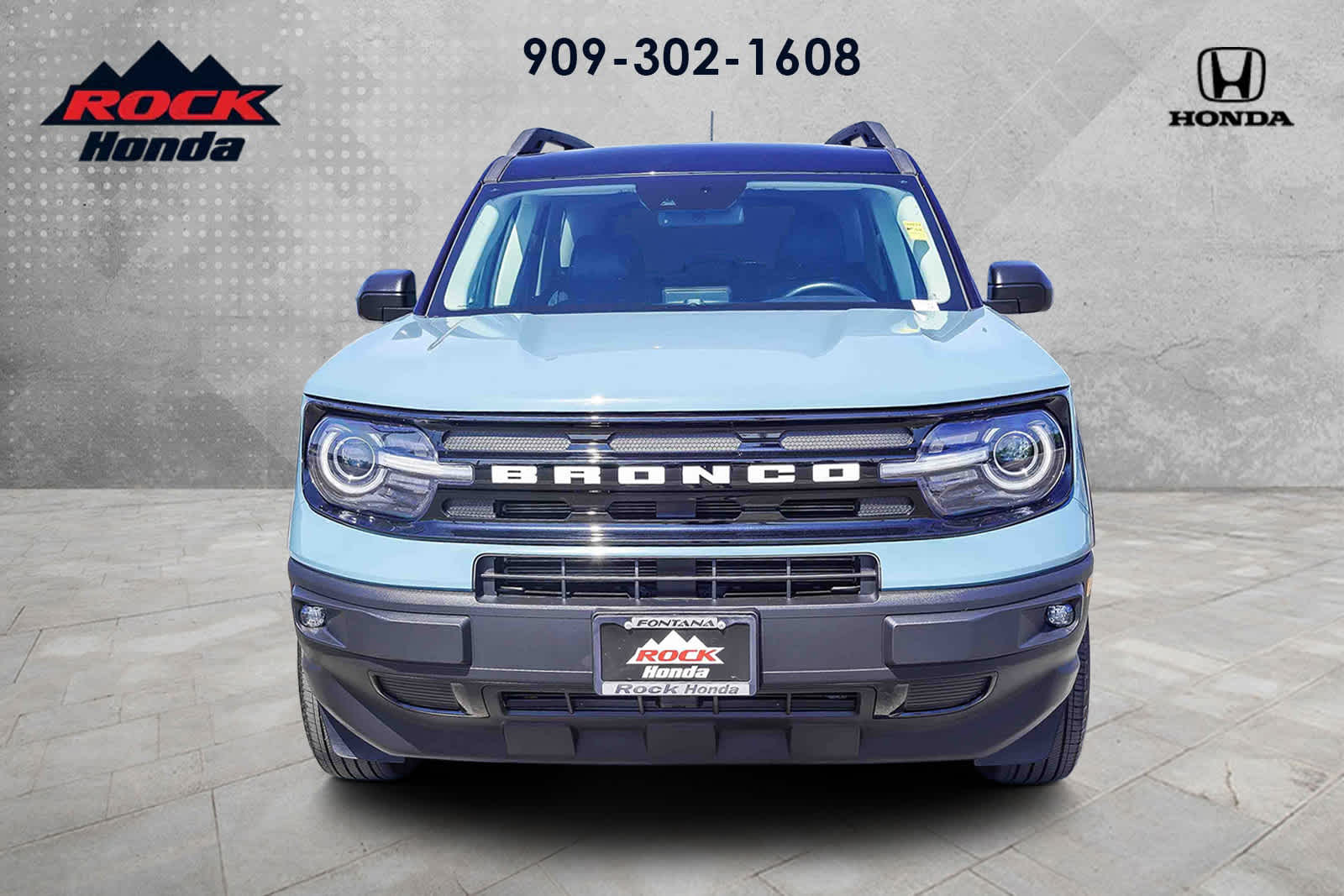 2022 Ford Bronco Sport Outer Banks photo 2