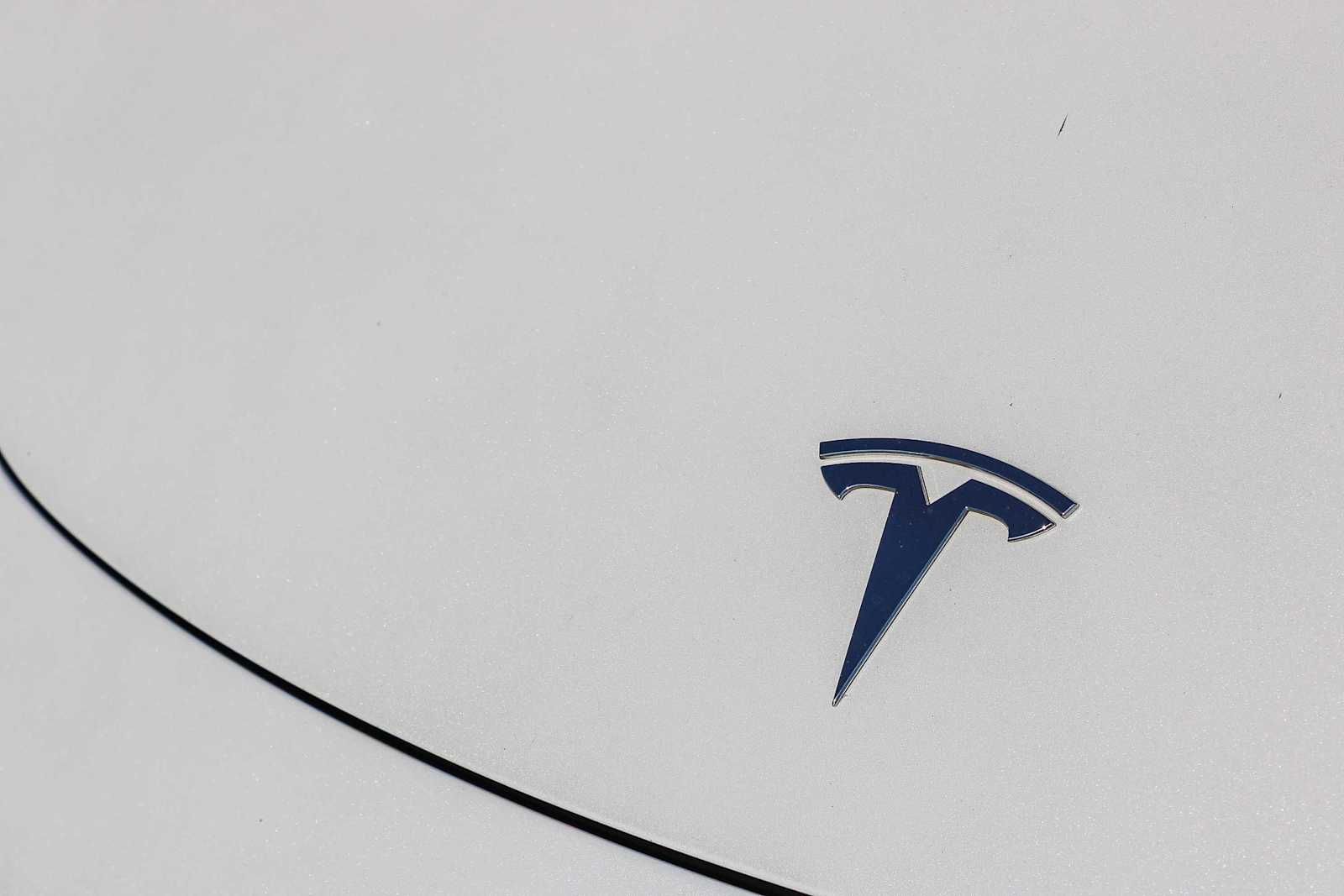 Thumbnail: 2022 Tesla Model Y - 11