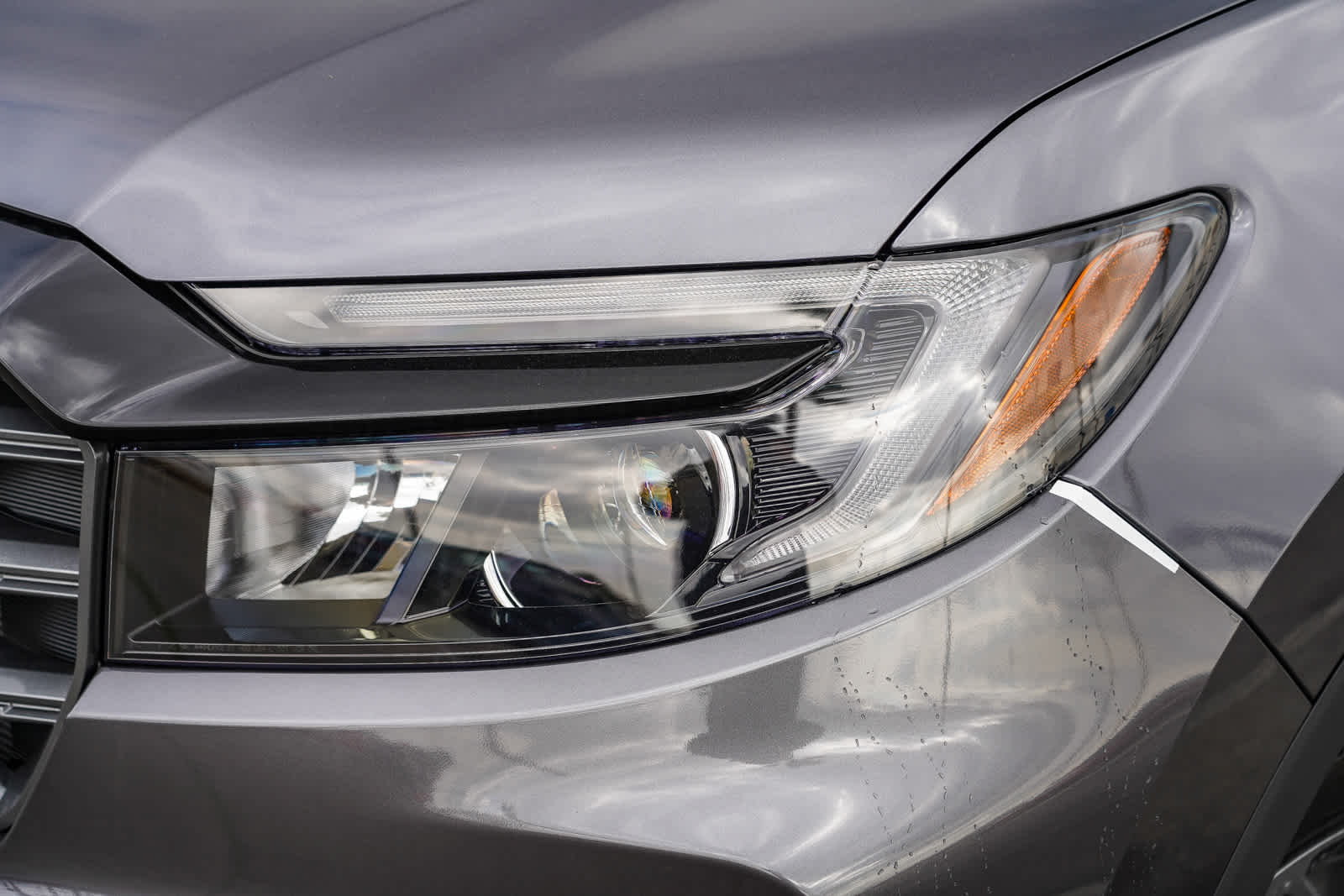 2025 Honda Ridgeline TrailSport photo 2