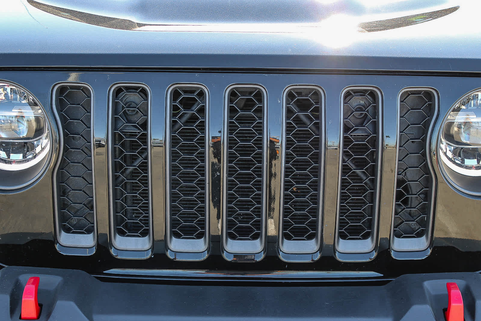 Thumbnail: 2021 Jeep Gladiator - 11