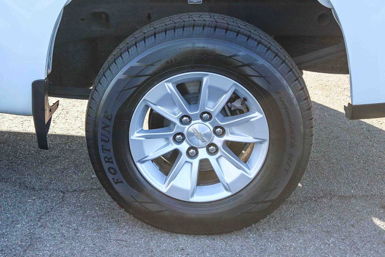 Thumbnail: 2022 Chevrolet Silverado 1500 - 8