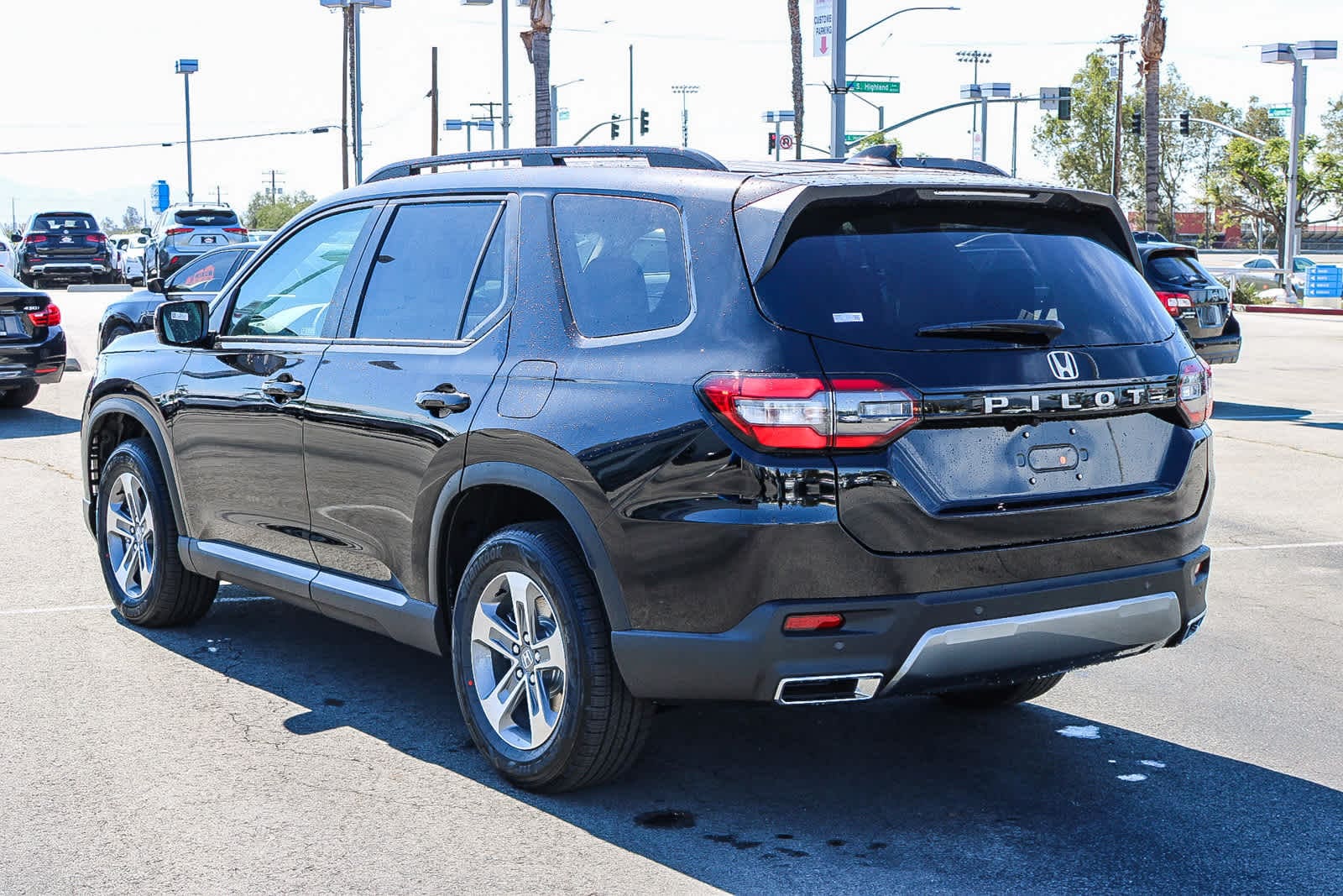 Thumbnail: 2026 Honda Pilot - 6