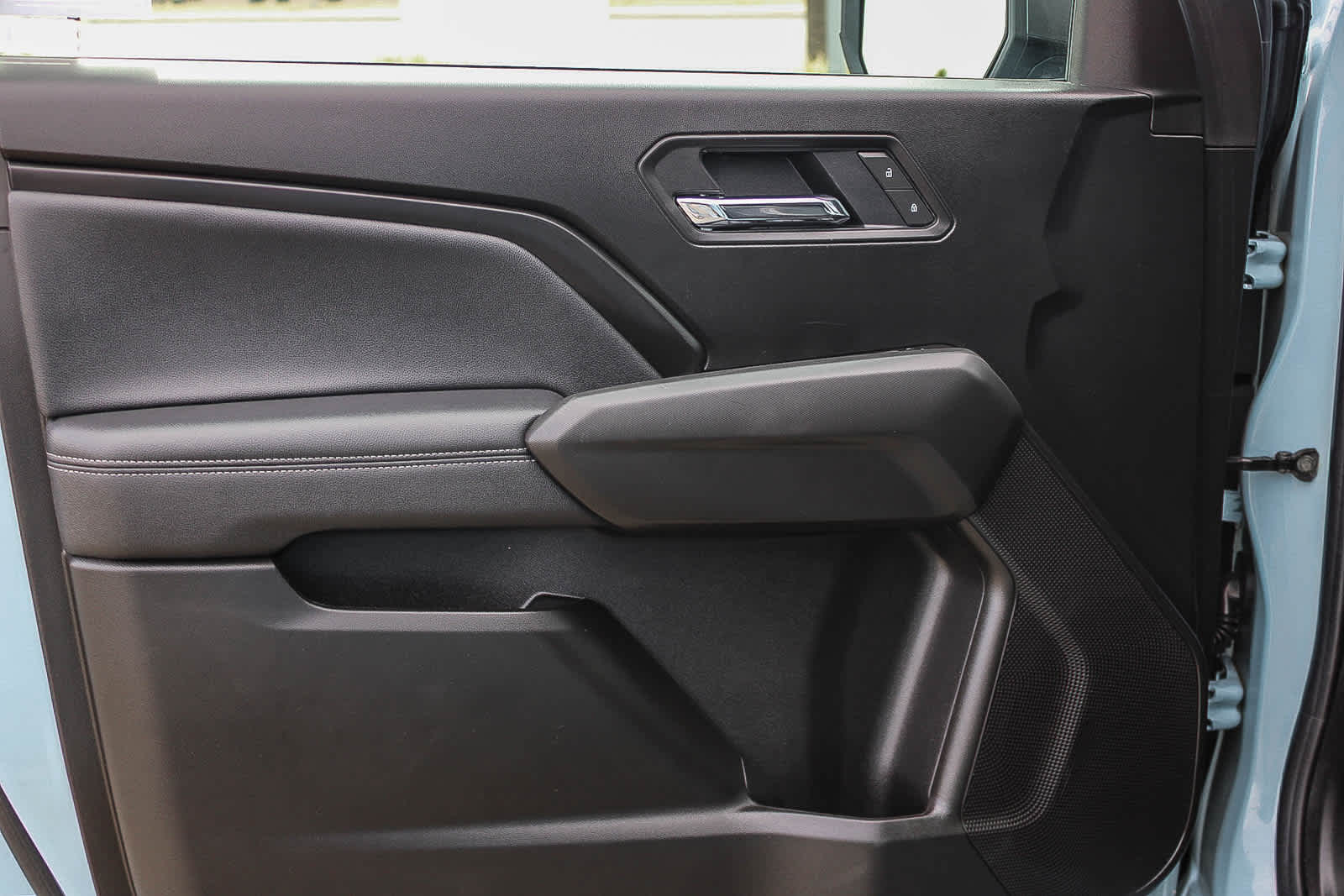 Thumbnail: 2025 Chevrolet Colorado - 21