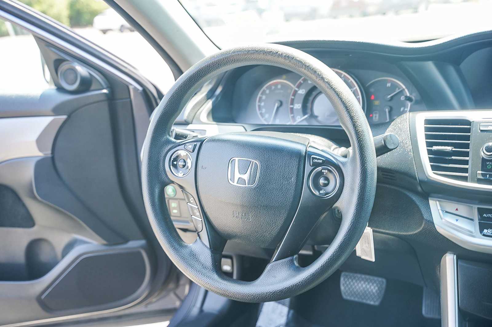 Thumbnail: 2013 Honda Accord - 15