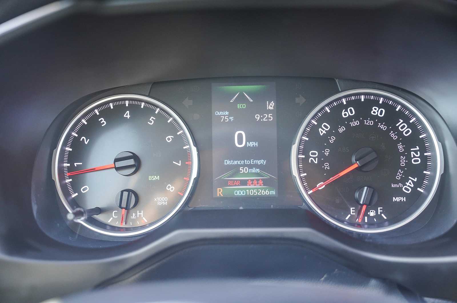 2019 Toyota RAV4 XLE Premium 24