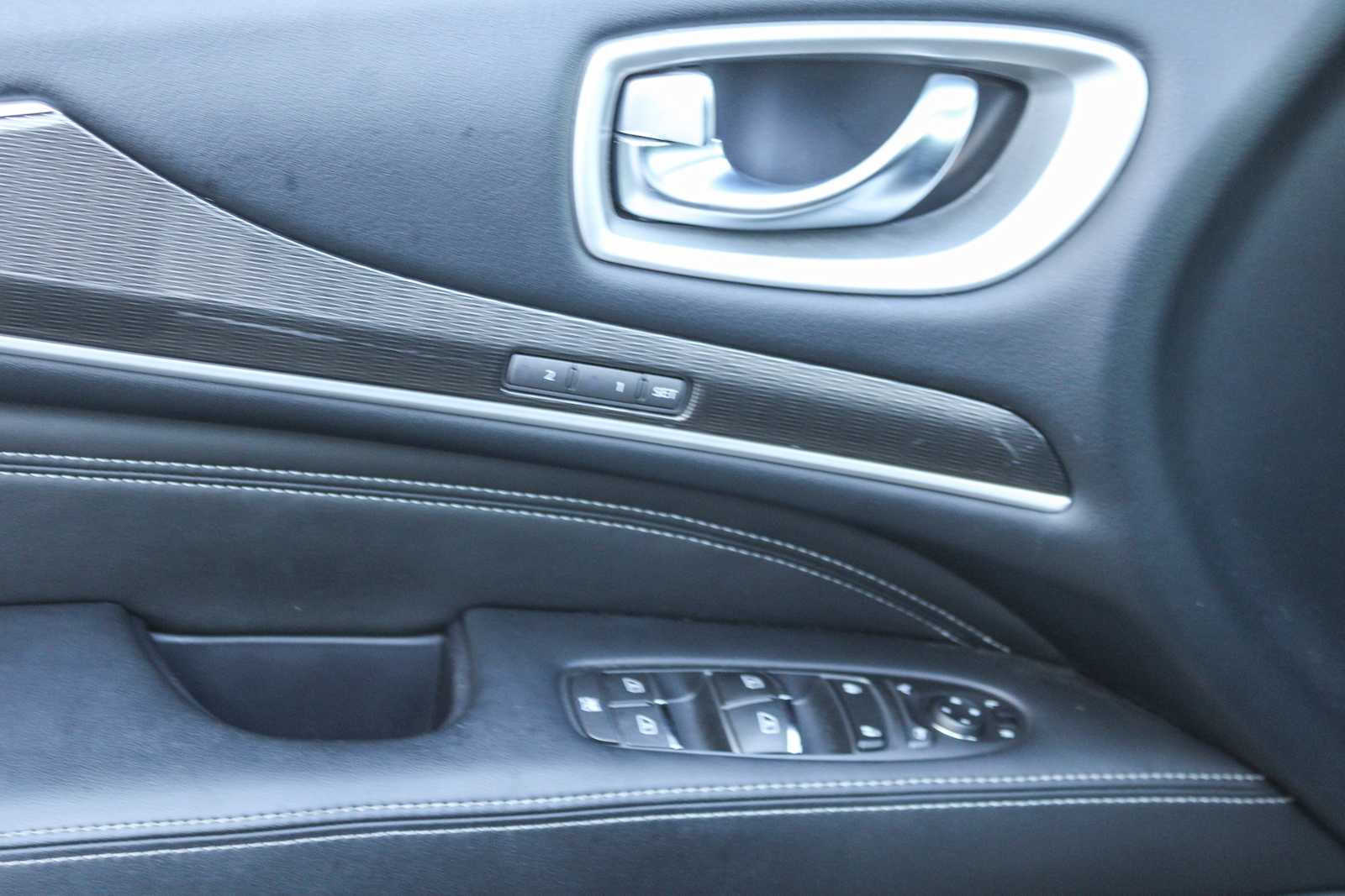 Thumbnail: 2020 INFINITI QX60 - 21