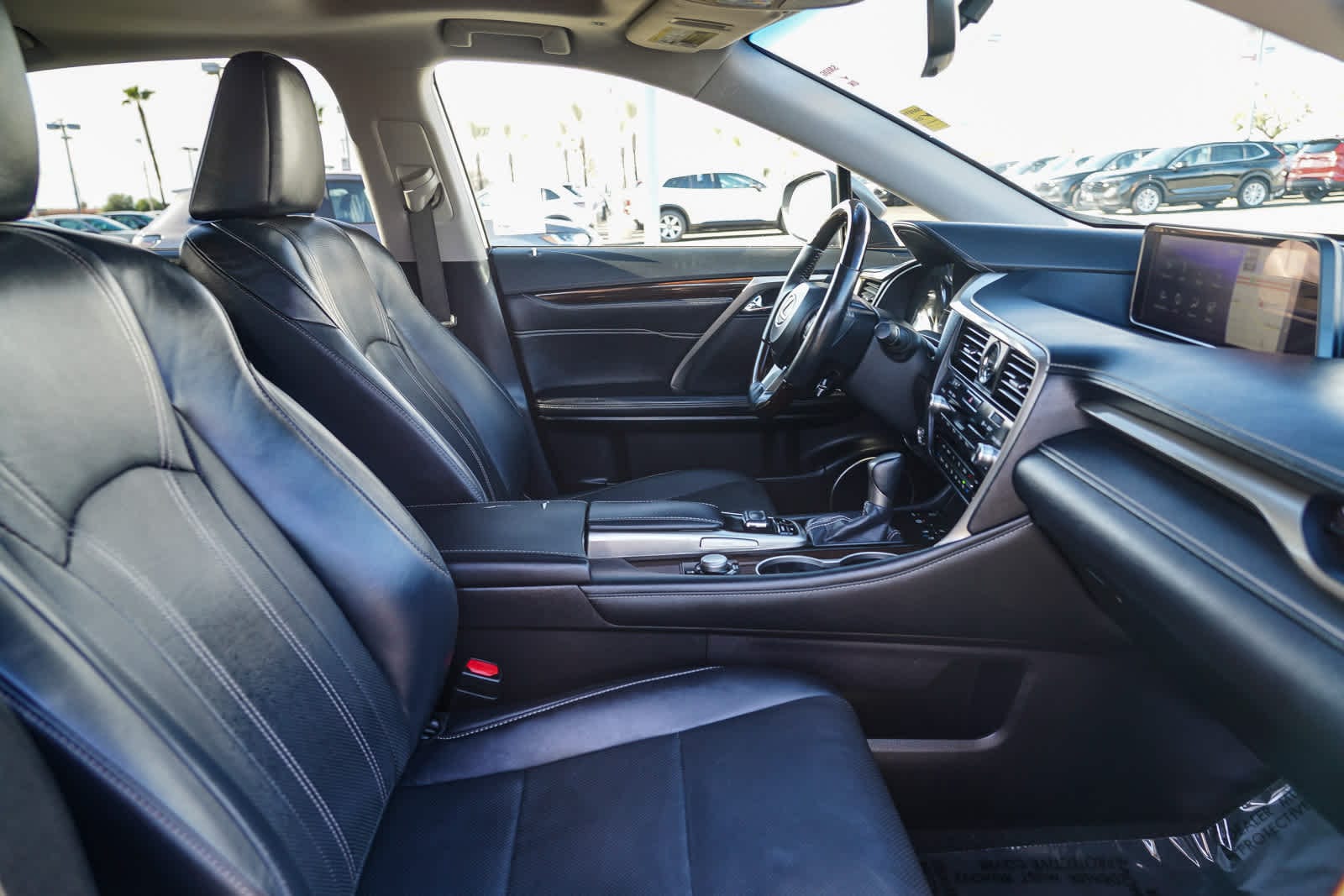 Thumbnail: 2016 Lexus RX - 17