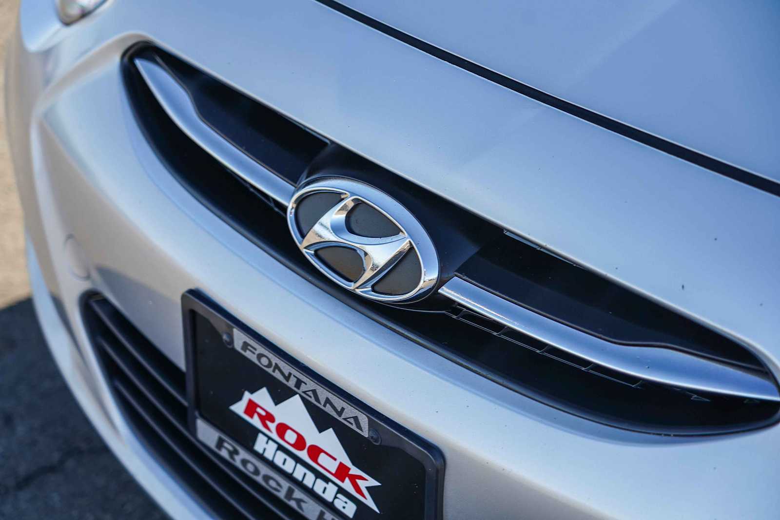 2017 Hyundai Accent SE photo 3