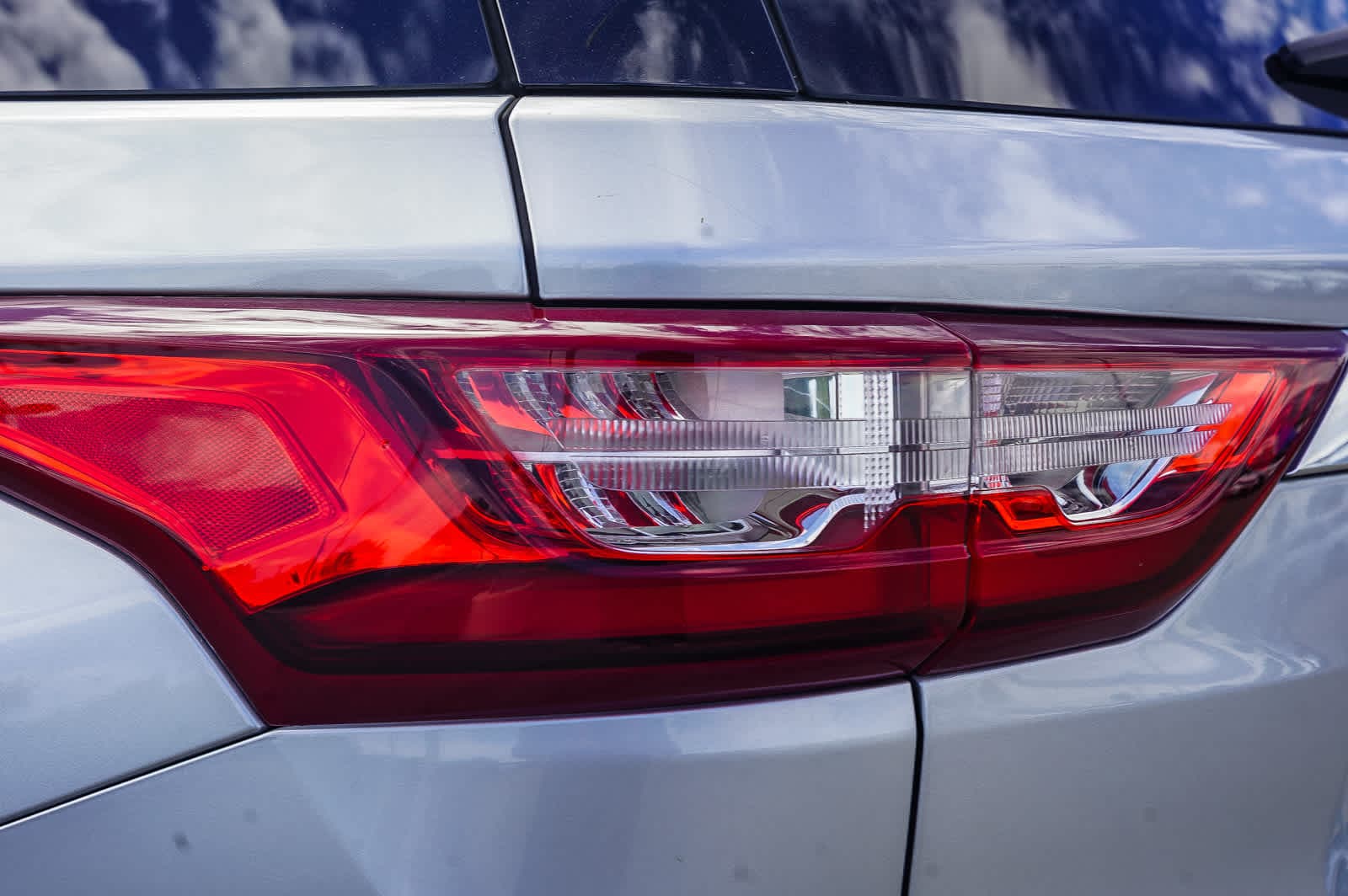 Thumbnail: 2019 Chevrolet Traverse - 7