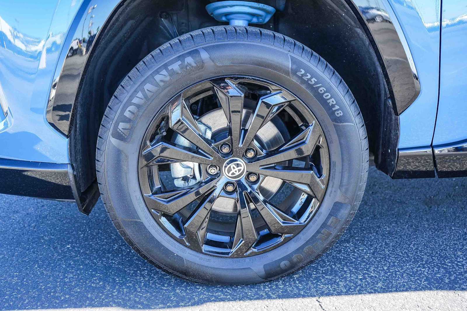 Thumbnail: 2024 Toyota RAV4 - 11