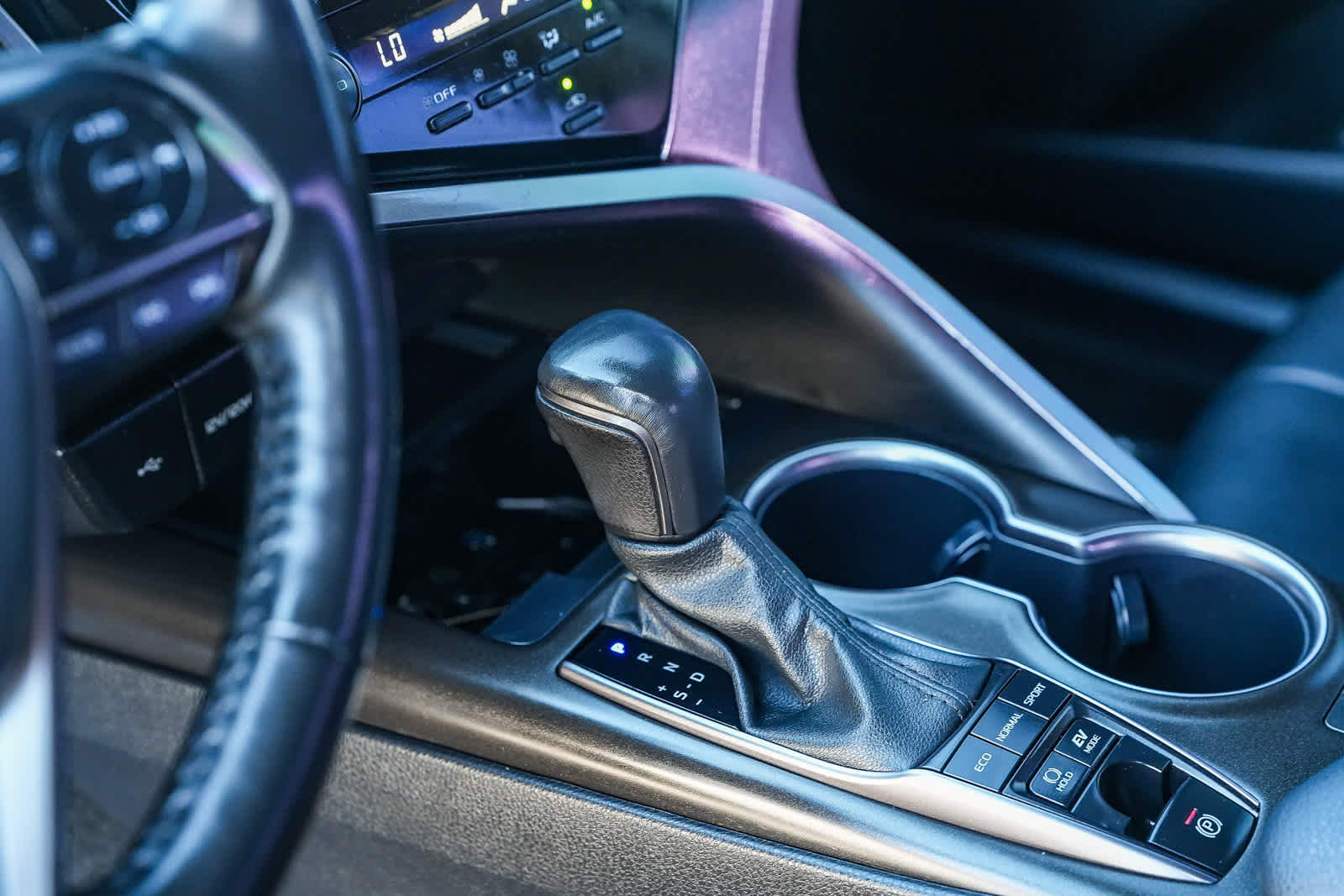 Thumbnail: 2023 Toyota Camry - 19