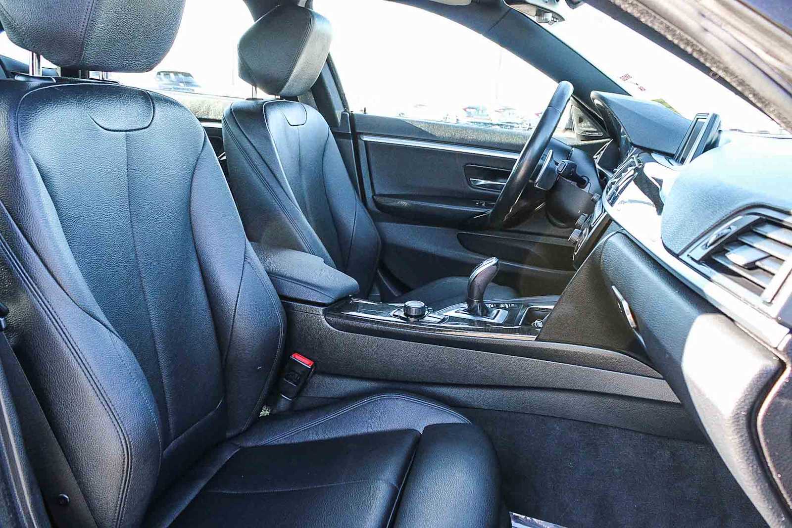 Thumbnail: 2017 BMW 4 Series - 16