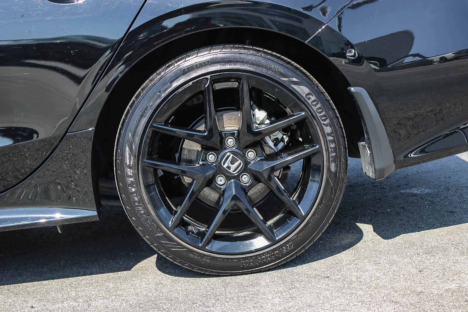 2025 Honda Civic Hybrid Sport photo 3